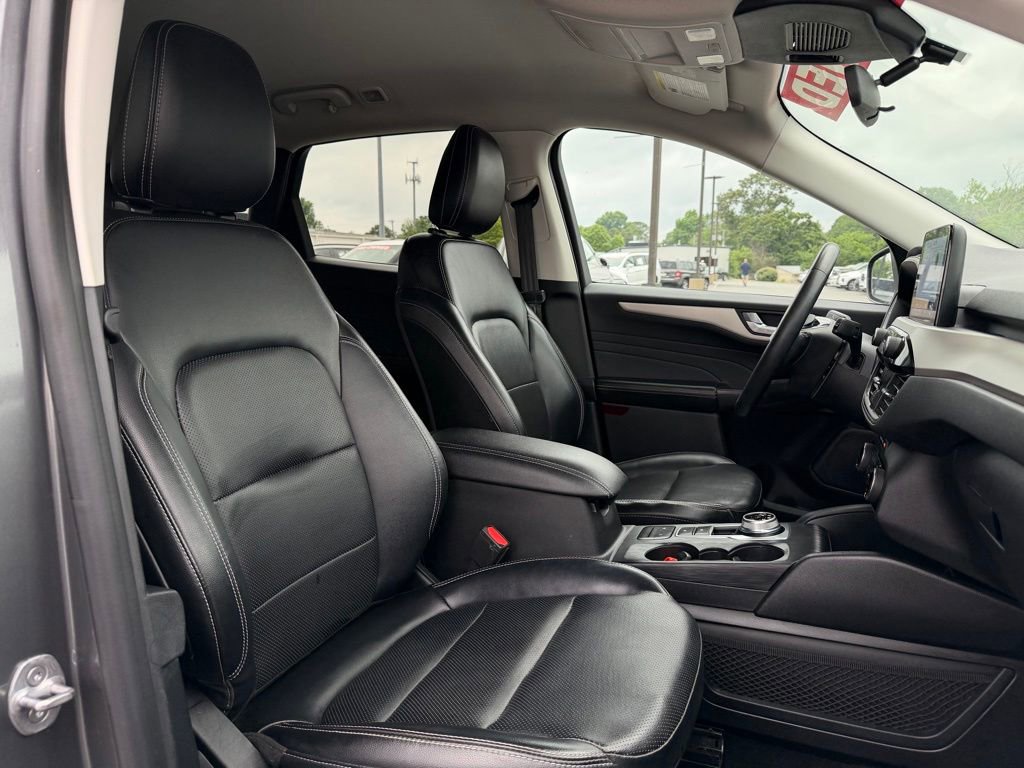 Used 2022 Ford Escape SEL AWD/4WD image 29