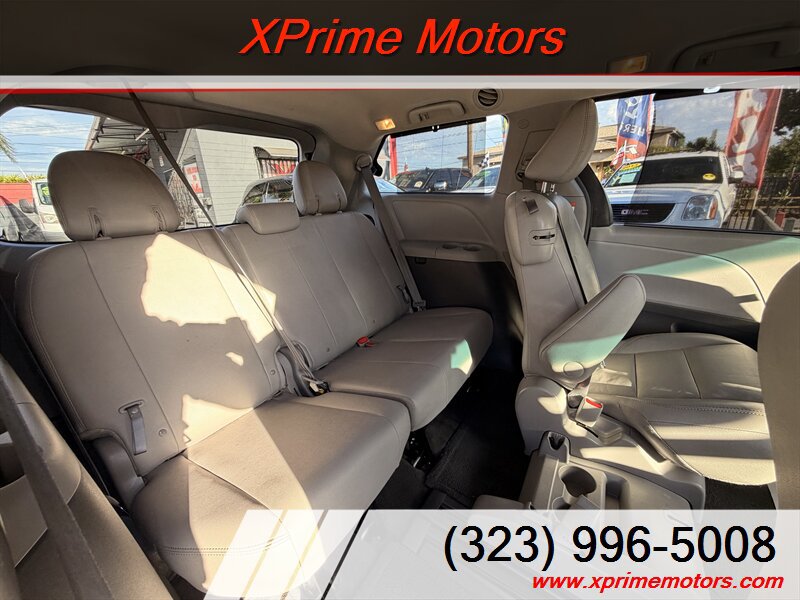 Used 2015 Toyota Sienna XLE w/ XLE Navigation Package FWD image 34