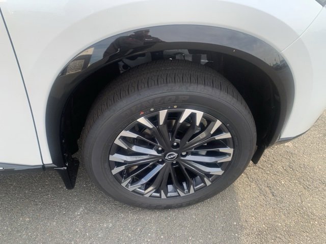 New 2026 Nissan Rogue Platinum image 9