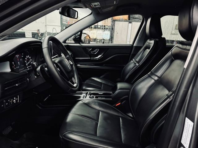 Used 2022 Lincoln Corsair AWD w/ Equipment Group 101A image 17