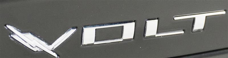 Used 2017 Chevrolet Volt Premier w/ Driver Confidence II Package FWD image 43