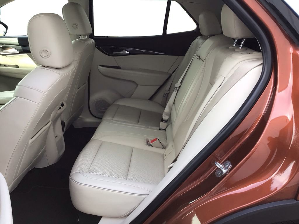 Used 2021 Buick Envision Essence image 10