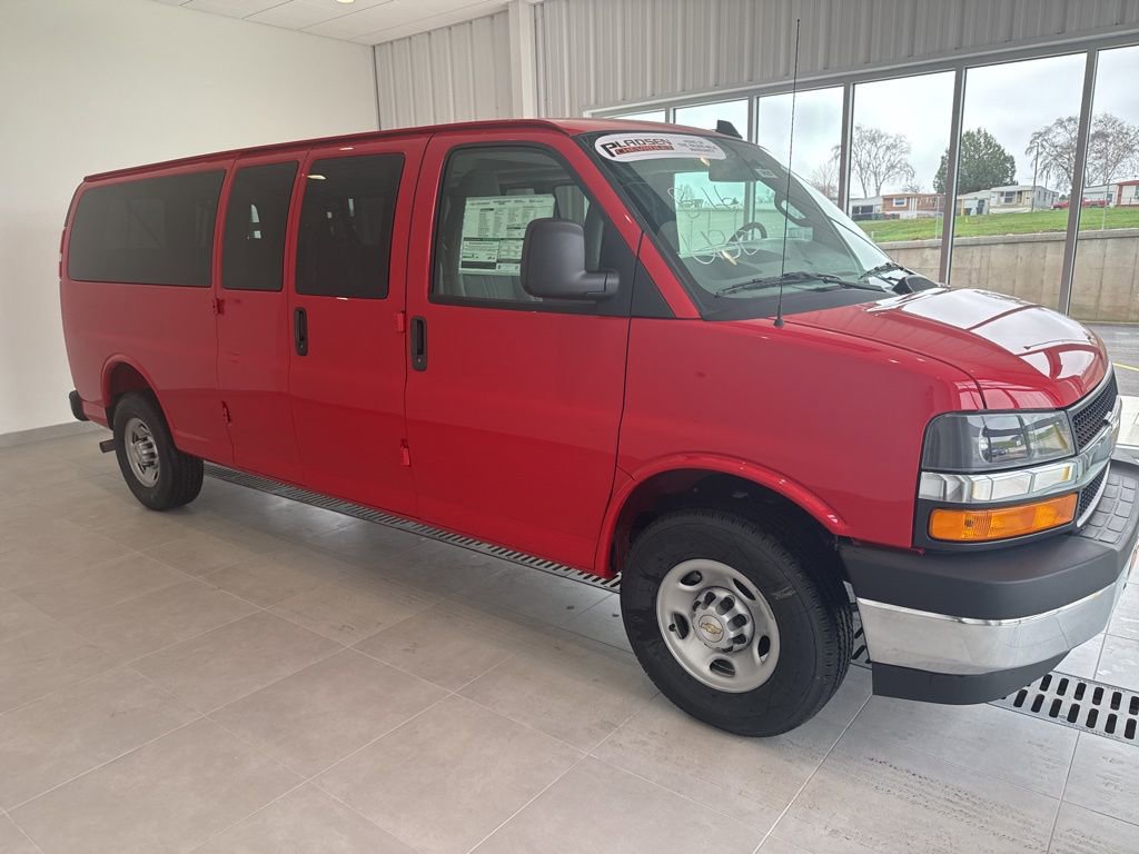 New 2025 Chevrolet Express 3500 LS w/ Chrome Appearance Package RWD image 3