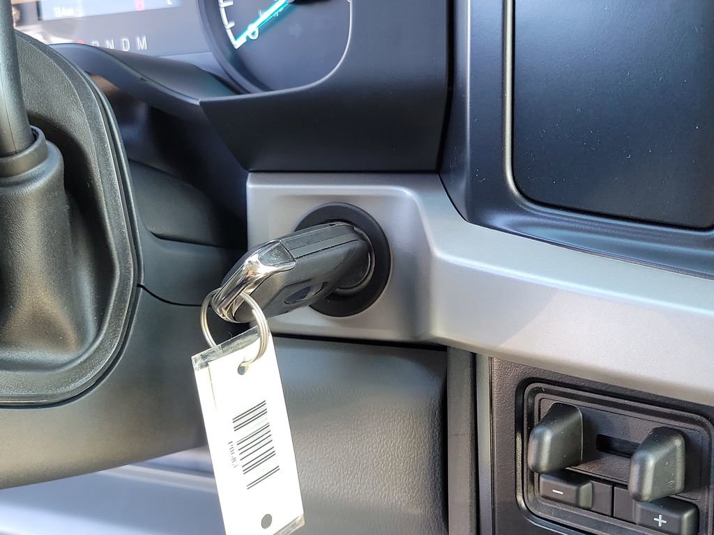 New 2025 Ford F450 XL w/ XL Chrome Package image 26