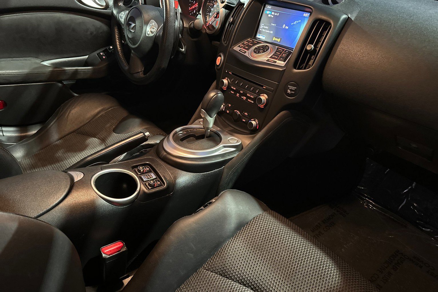 Used 2018 Nissan 370Z Touring image 13