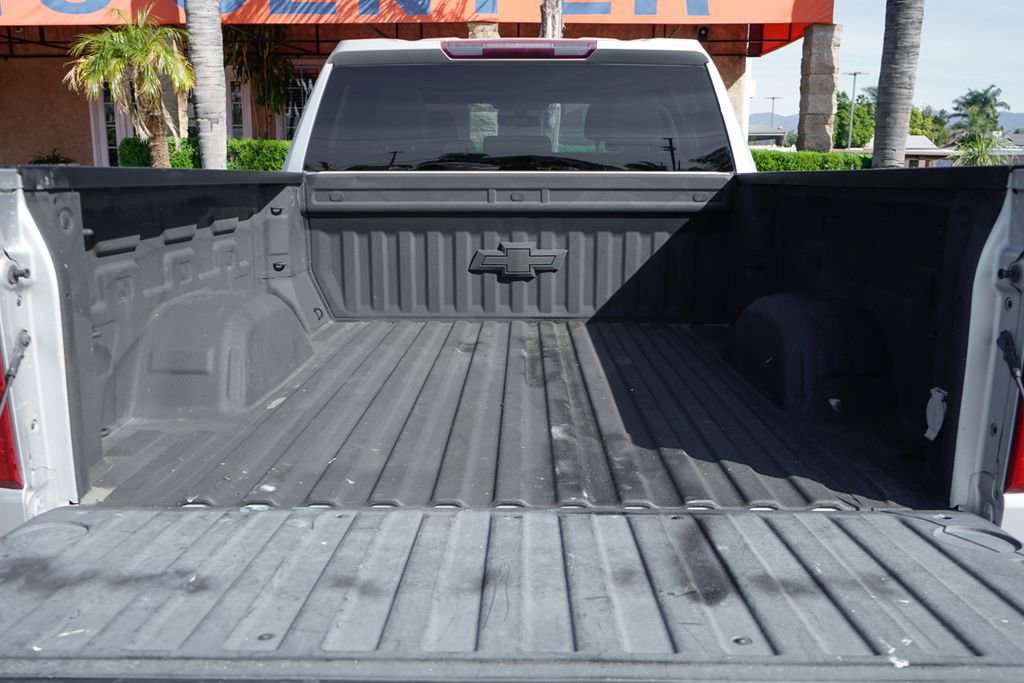 Used 2020 Chevrolet Silverado 1500 LT w/ Fleet Comfort Package image 9