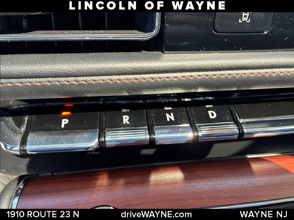 Certified 2023 Lincoln Aviator Reserve AWD/4WD image 22