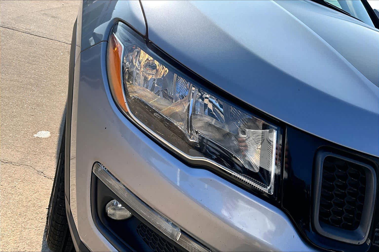 Used 2021 Jeep Compass Trailhawk image 26