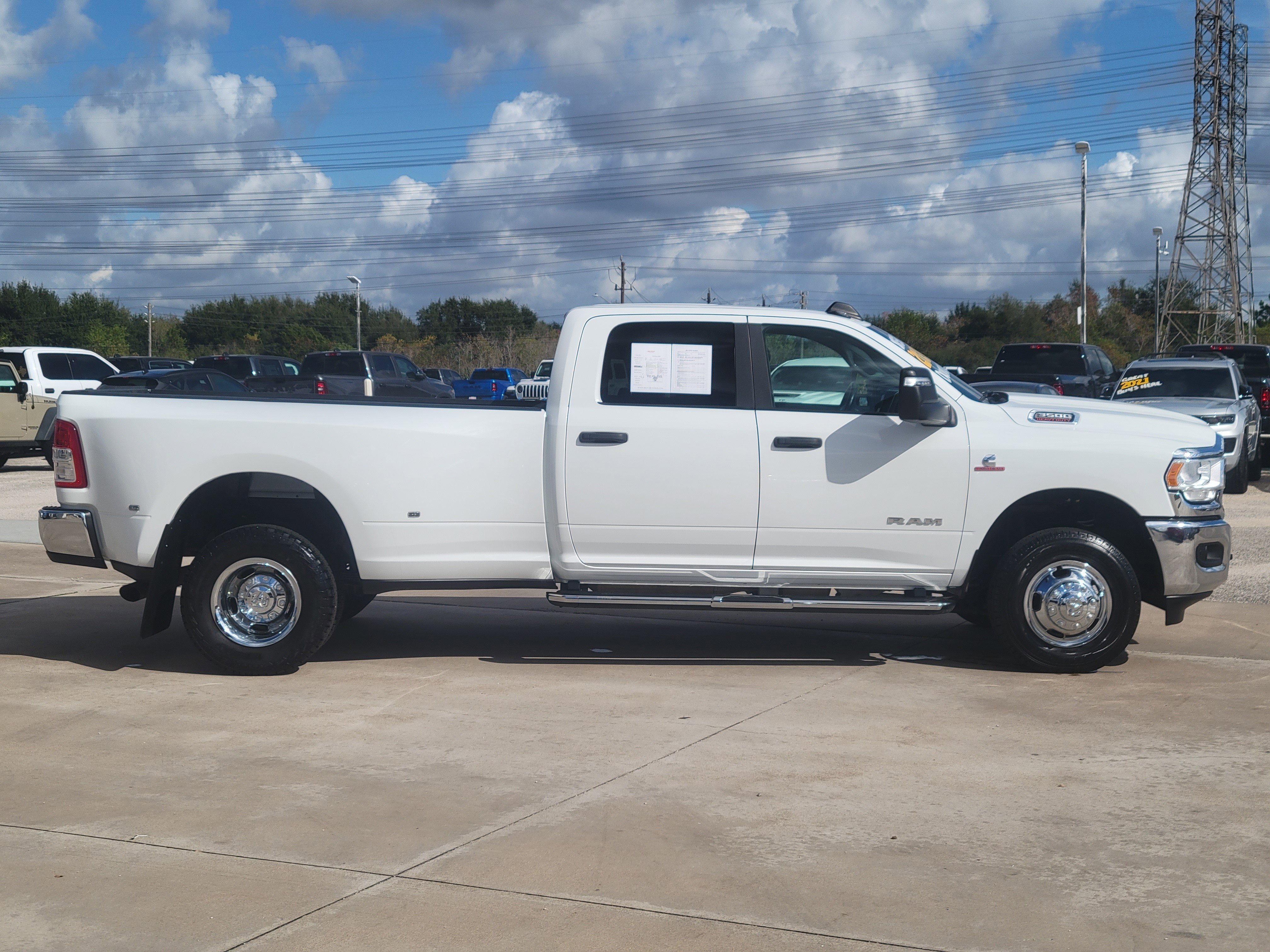 Used 2024 RAM 3500 Big Horn image 3