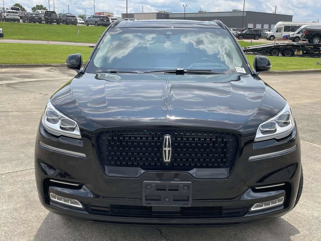 Used 2022 Lincoln Aviator Reserve w/ Equipment Group 201A AWD/4WD image 8