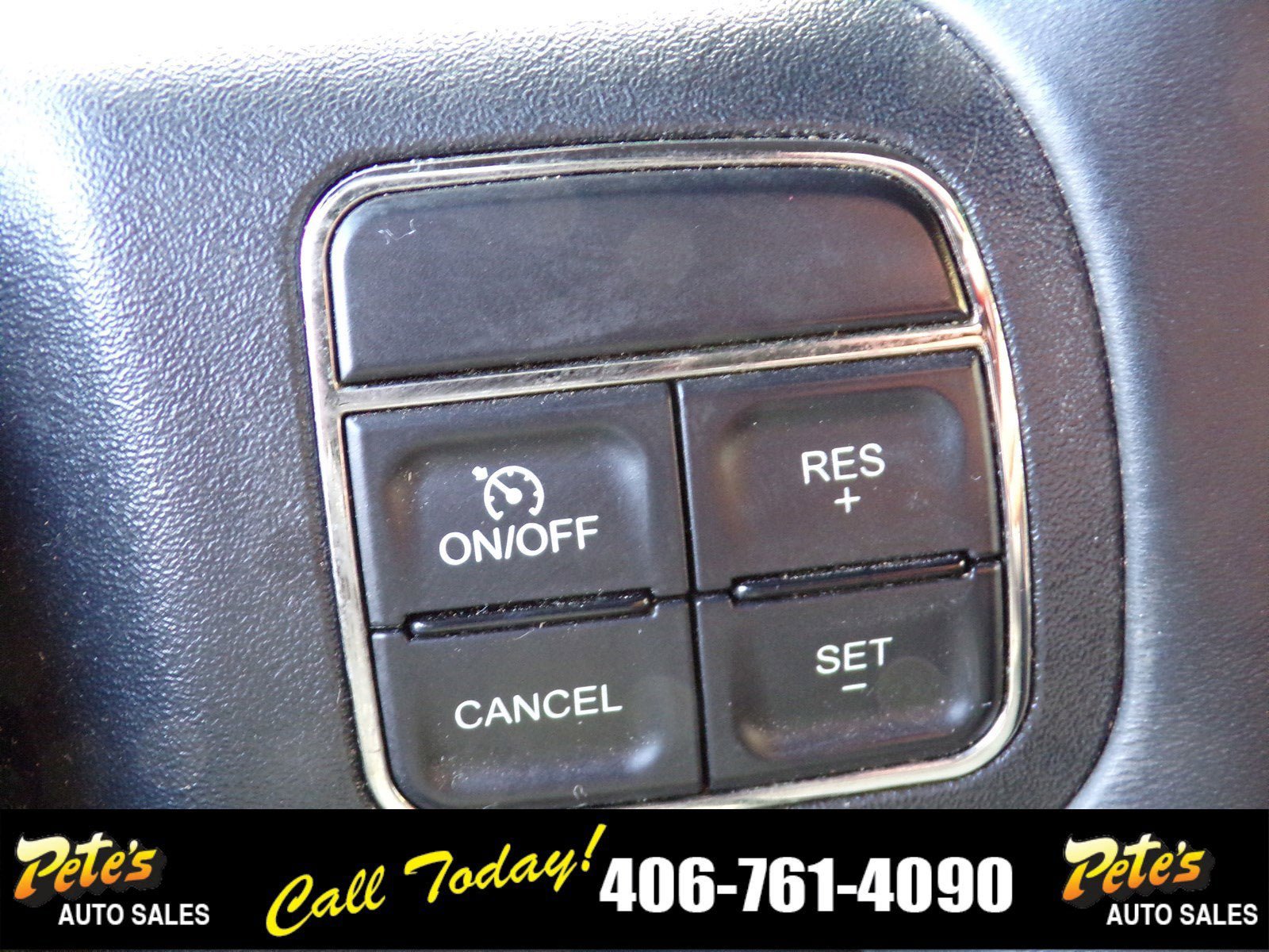Used 2014 Jeep Wrangler Rubicon w/ Connectivity Group AWD/4WD image 25
