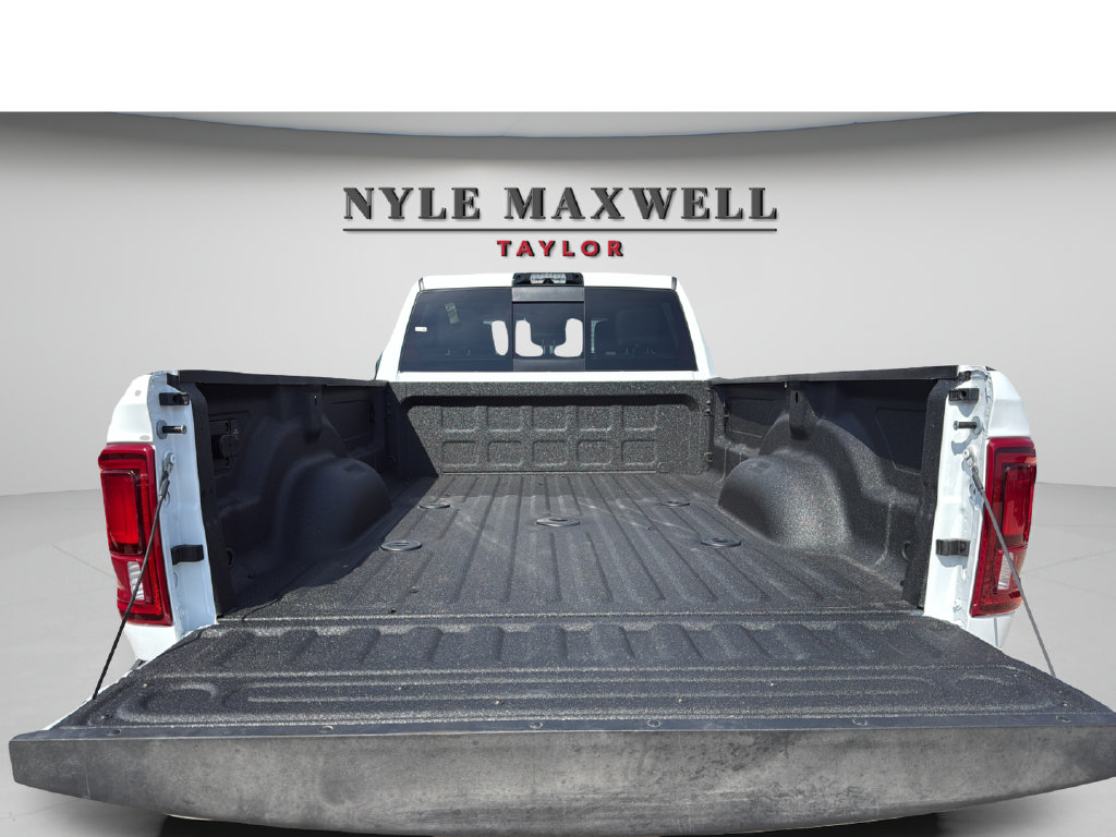 New 2027 RAM 3500 Laramie w/ Night Edition AWD/4WD image 34