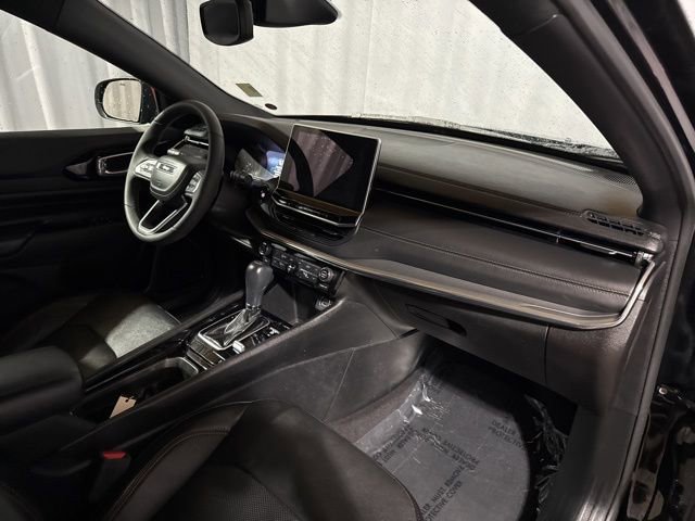 Used 2023 Jeep Compass Limited AWD/4WD image 31