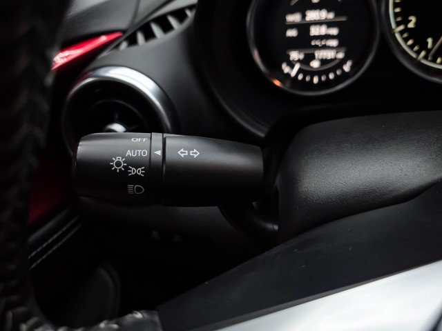 Used 2022 MAZDA MX-5 Miata Grand Touring w/ Weather Package RWD image 19