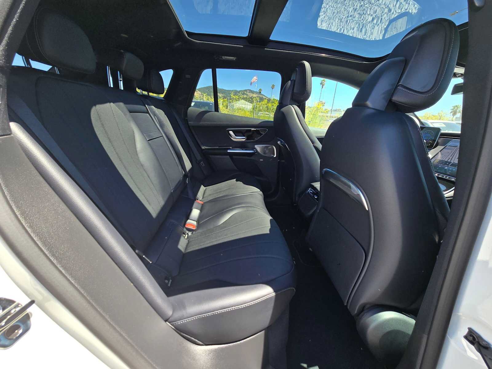 New 2026 Mercedes-Benz EQE 320 4MATIC SUV image 12