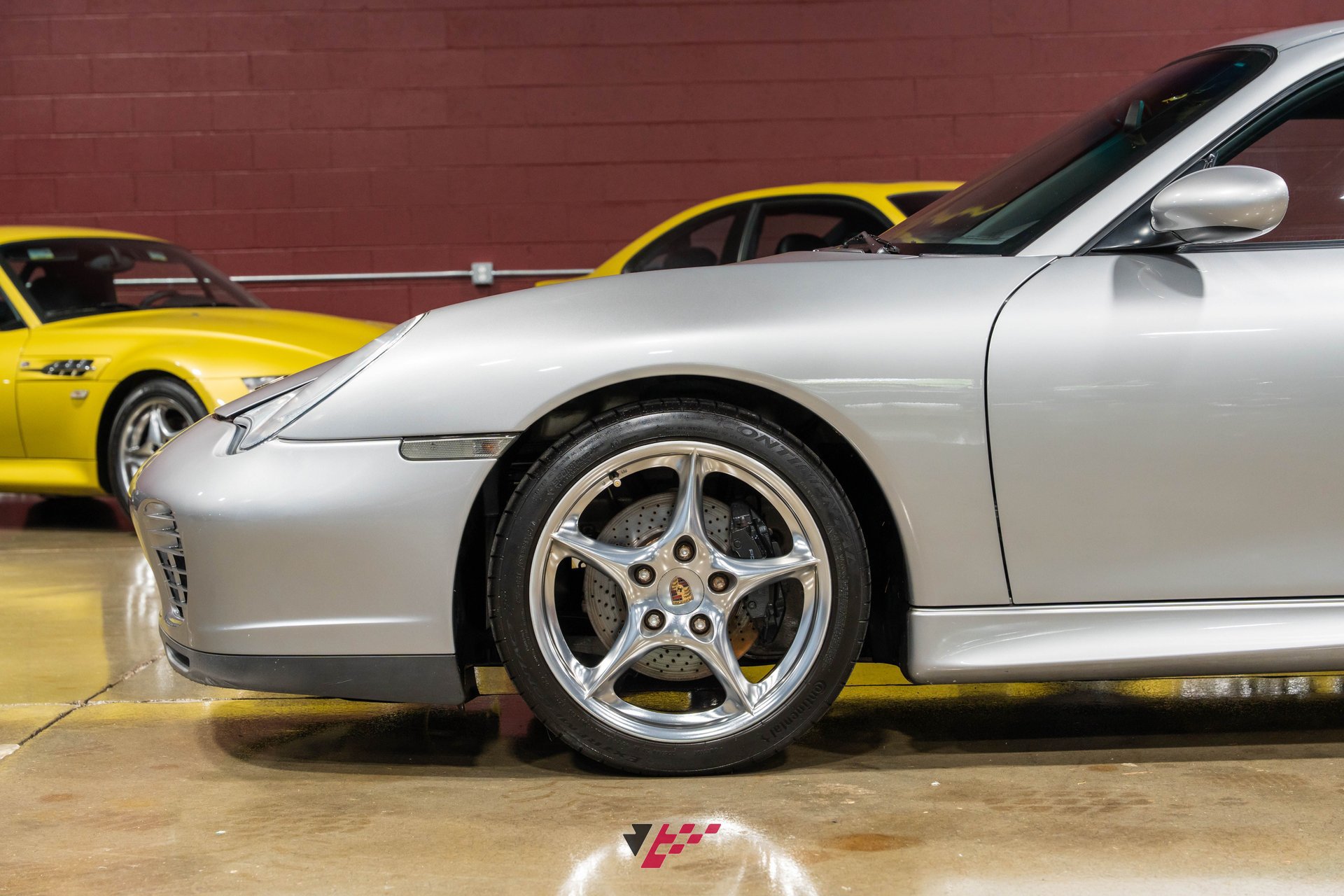 Used 2004 Porsche 911 40th Anniversary RWD image 9