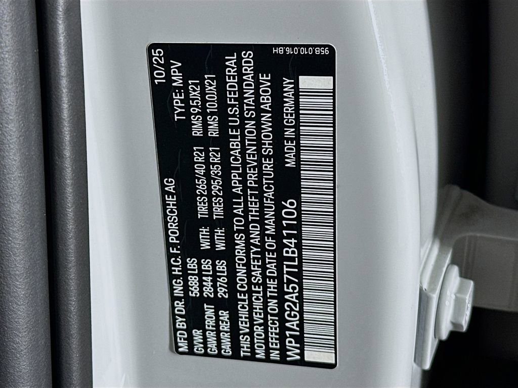 New 2026 Porsche Macan S image 35