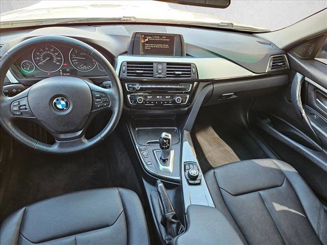 Used 2017 BMW 320i Sedan image 17