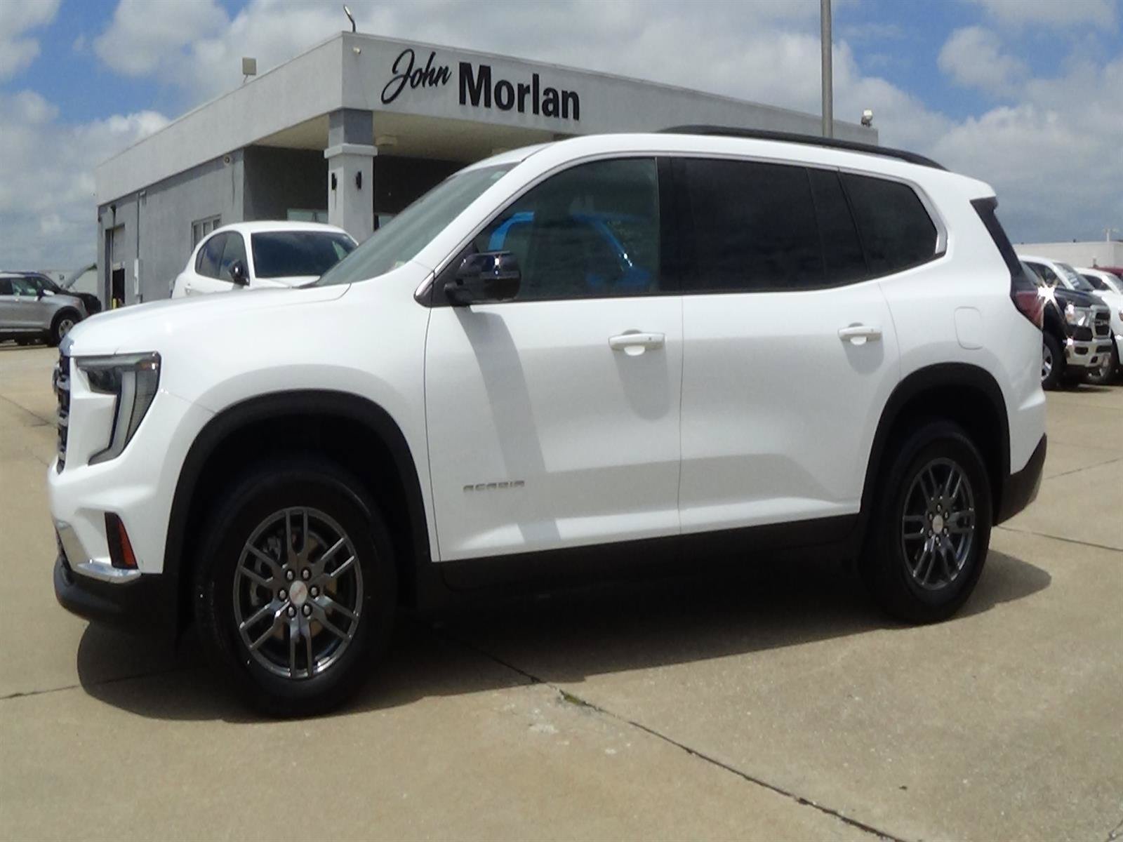 Used 2025 GMC Acadia Elevation