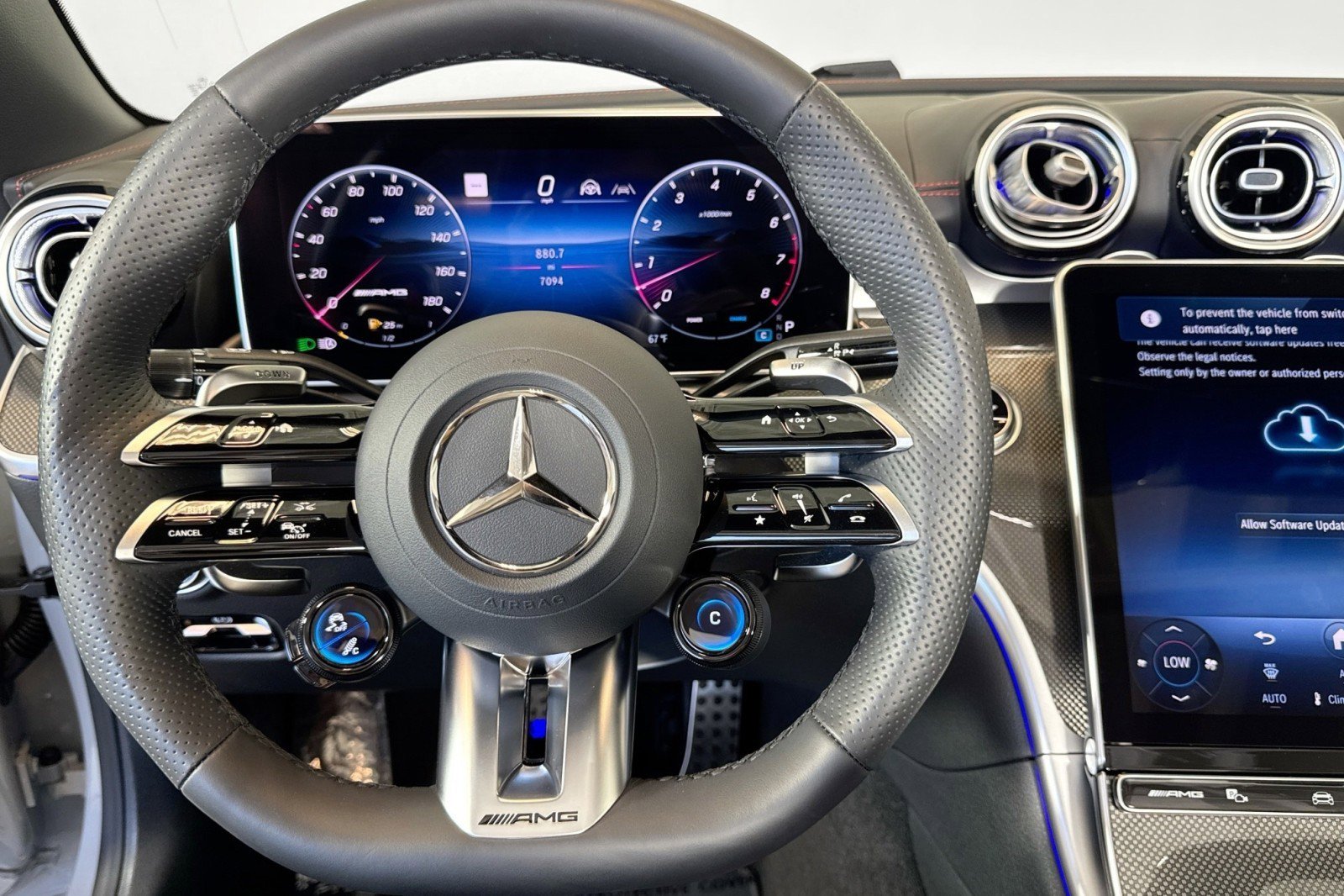 Used 2025 Mercedes-Benz CLE 53 AMG 4MATIC Cabriolet image 11