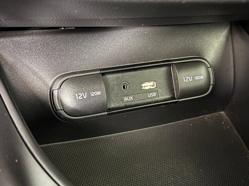 Used 2016 Kia Soul FWD image 25