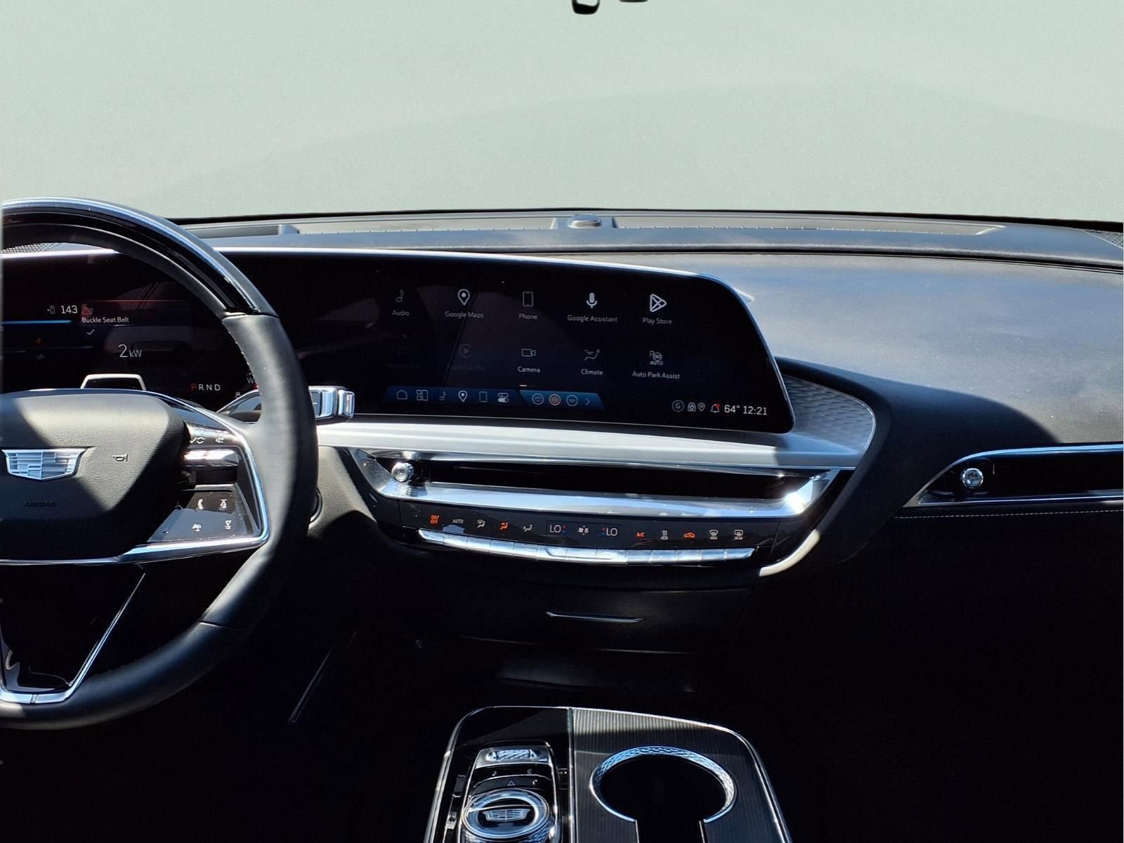 Used 2024 Cadillac Lyriq Luxury w/ LPO, Floor Liner Package AWD/4WD image 15