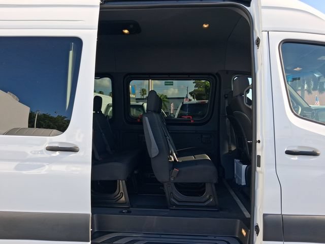 Used 2025 Mercedes-Benz Sprinter 2500 image 5