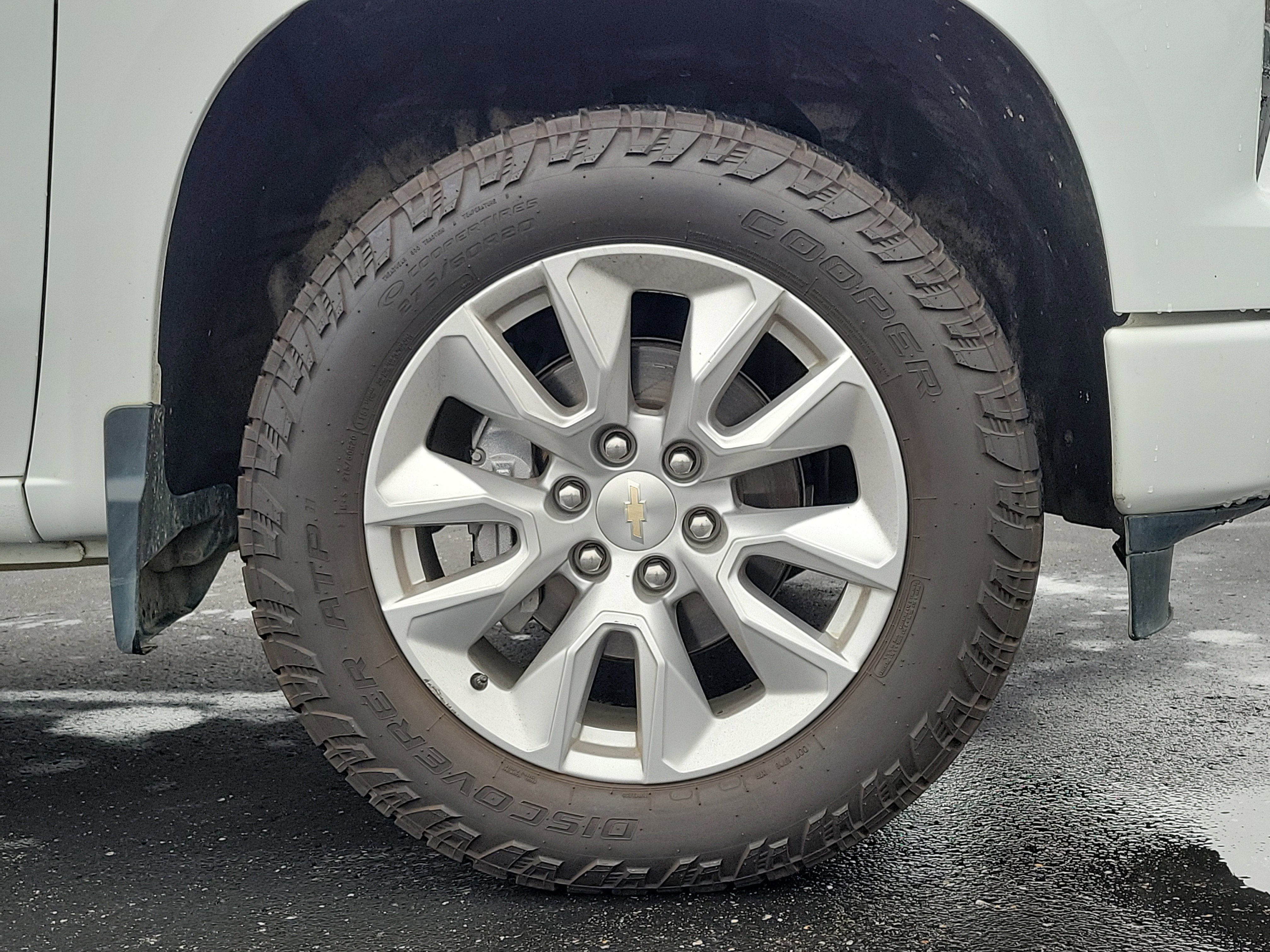 Used 2022 Chevrolet Silverado 1500 Custom image 5