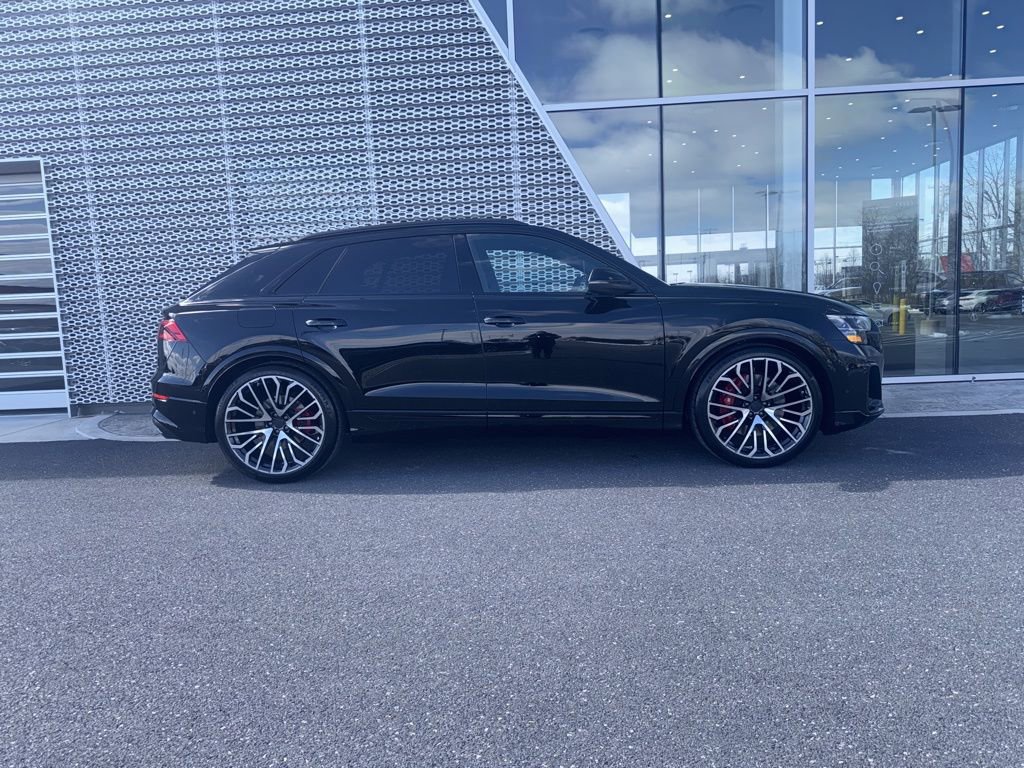 New 2026 Audi SQ8 Prestige image 3