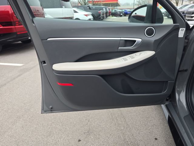 Certified 2023 Hyundai Sonata SEL w/ Cargo Package image 13