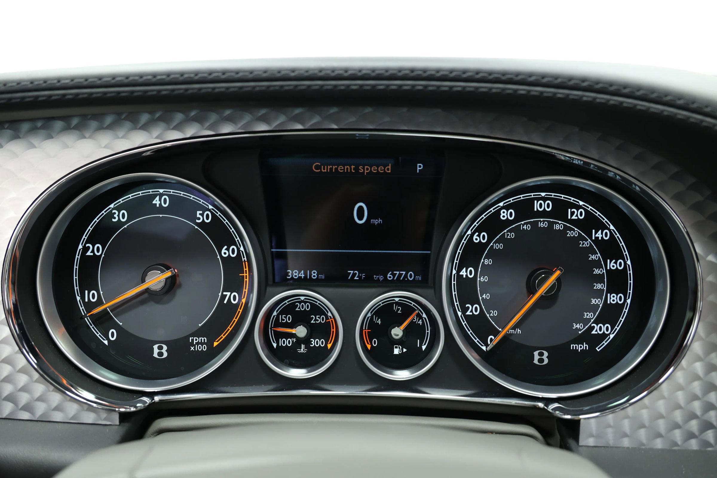 Used 2014 Bentley Flying Spur W12 image 24