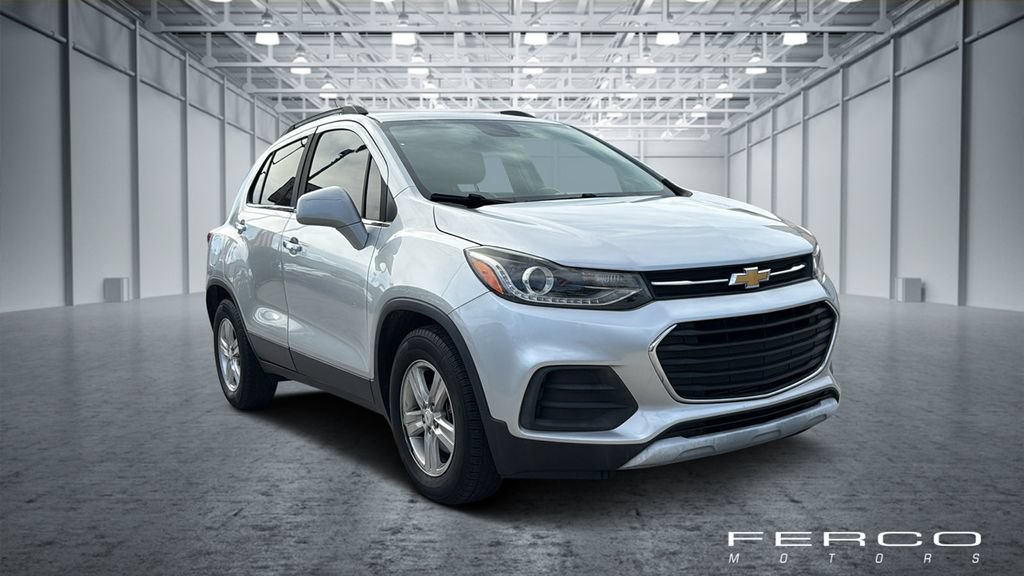Used 2017 Chevrolet Trax LT w/ LT Convenience Package FWD image 7