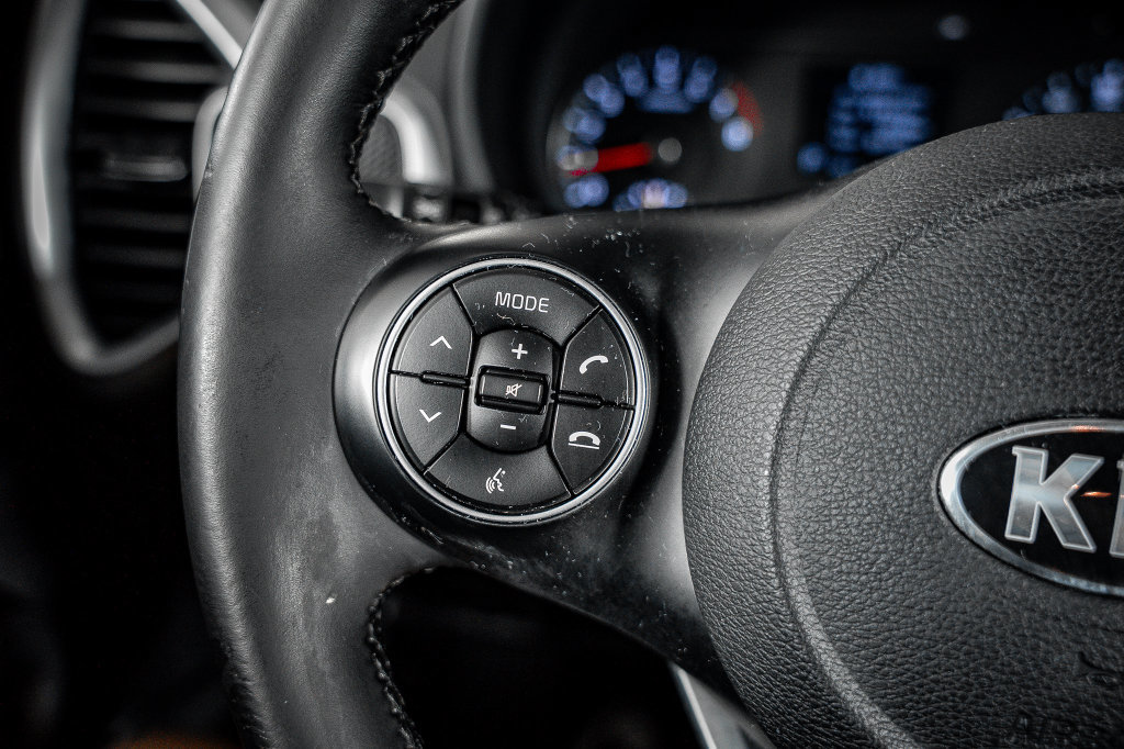 Used 2020 Kia Soul GT-Line FWD image 29