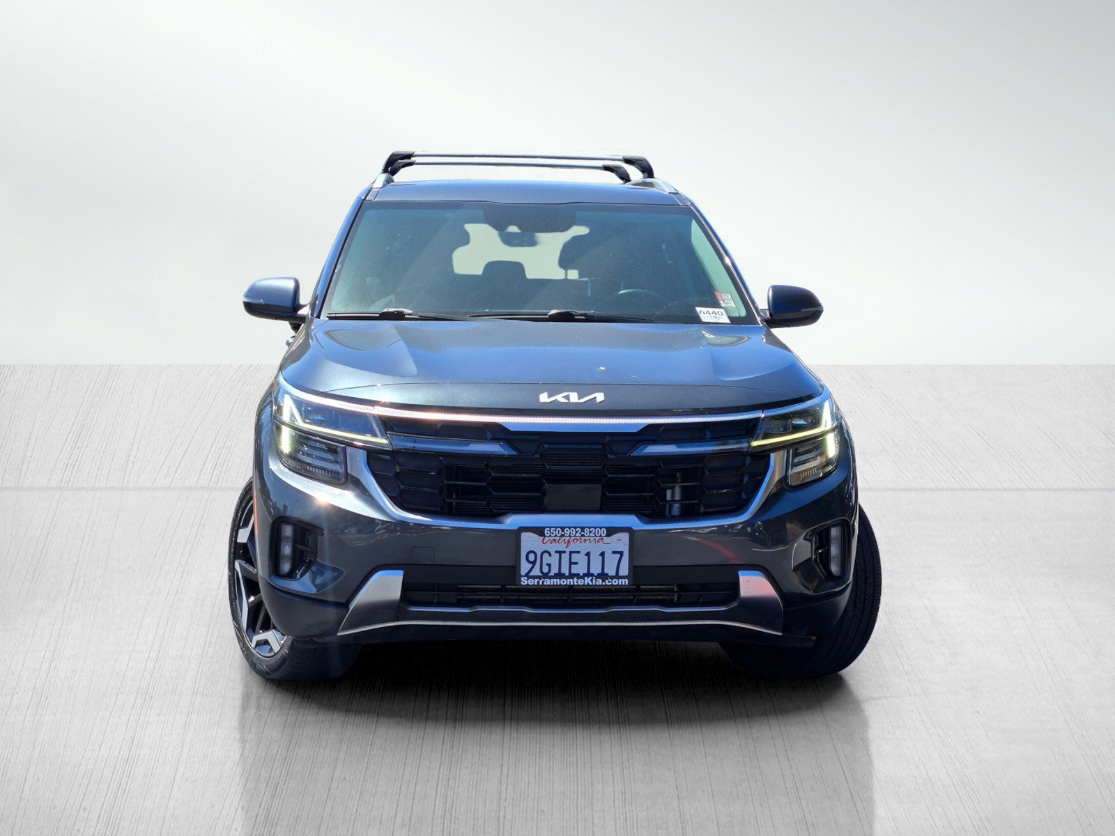 Certified 2024 Kia Seltos SX w/ SX Sunroof Package AWD/4WD image 2