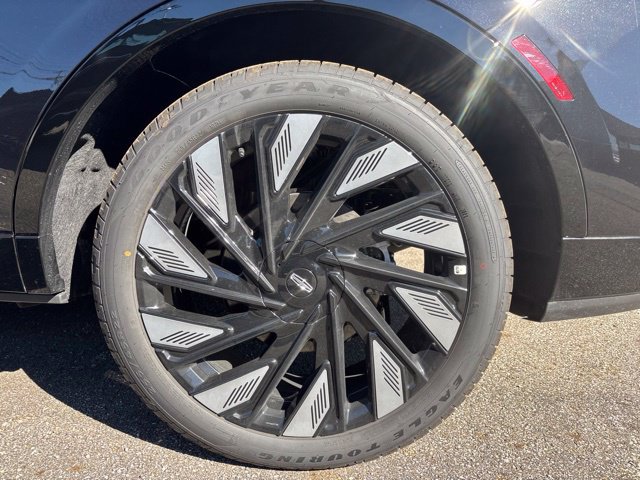 New 2026 Lincoln Nautilus Reserve AWD/4WD image 26