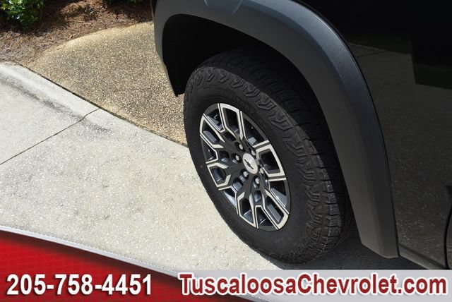 Used 2024 Chevrolet Colorado Z71 w/ Z71 Convenience Package 2 AWD/4WD image 15