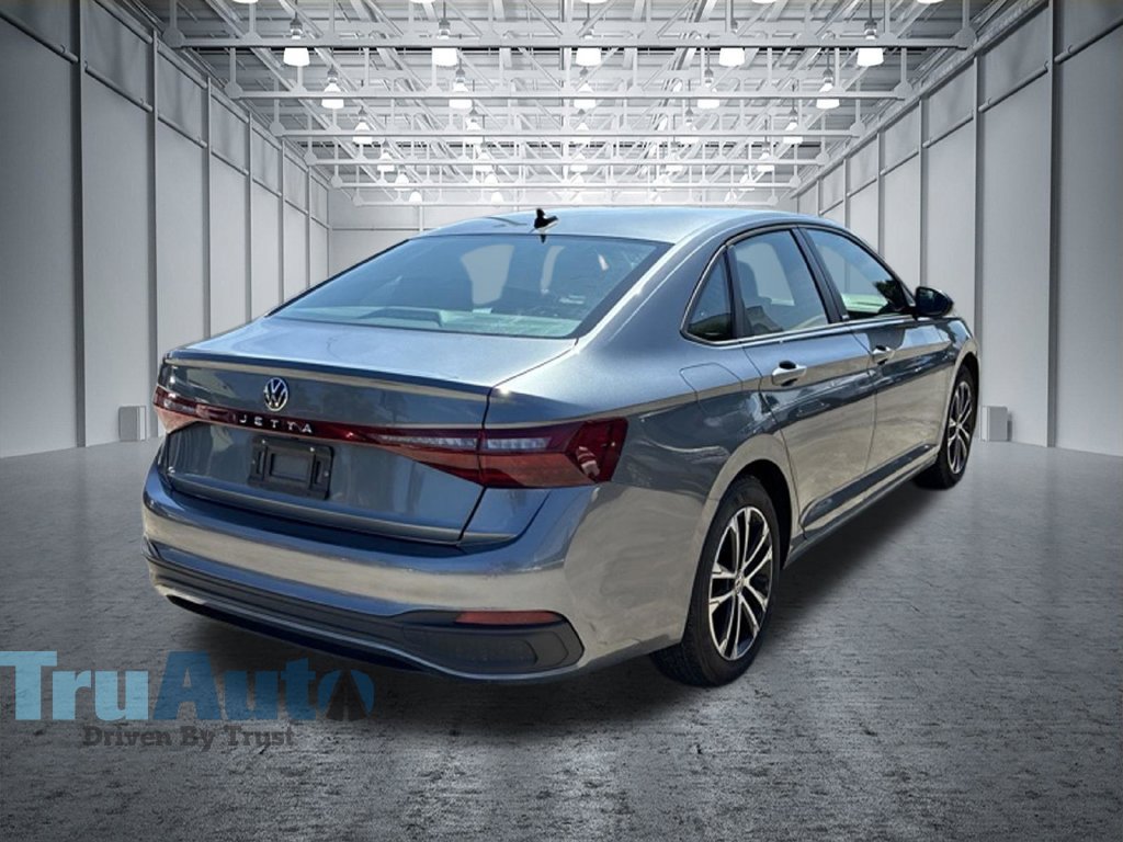 Used 2025 Volkswagen Jetta Sport FWD image 8