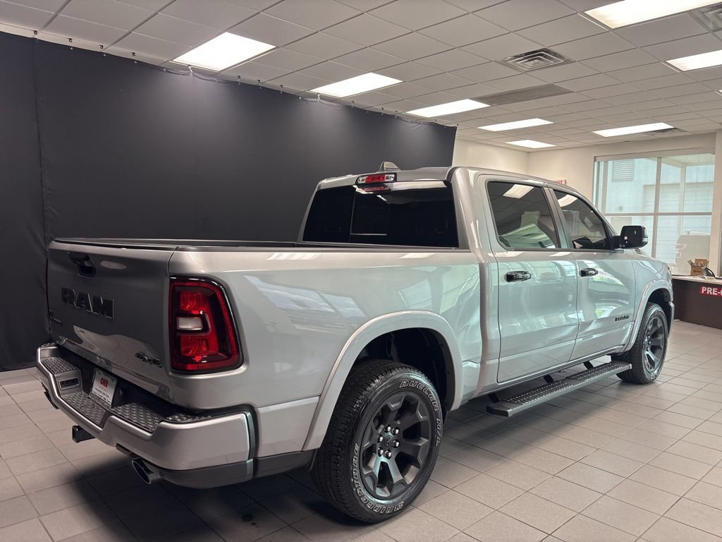Used 2025 RAM 1500 Big Horn AWD/4WD image 3