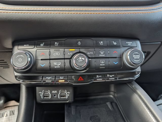 Used 2023 Dodge Durango R/T AWD/4WD image 23