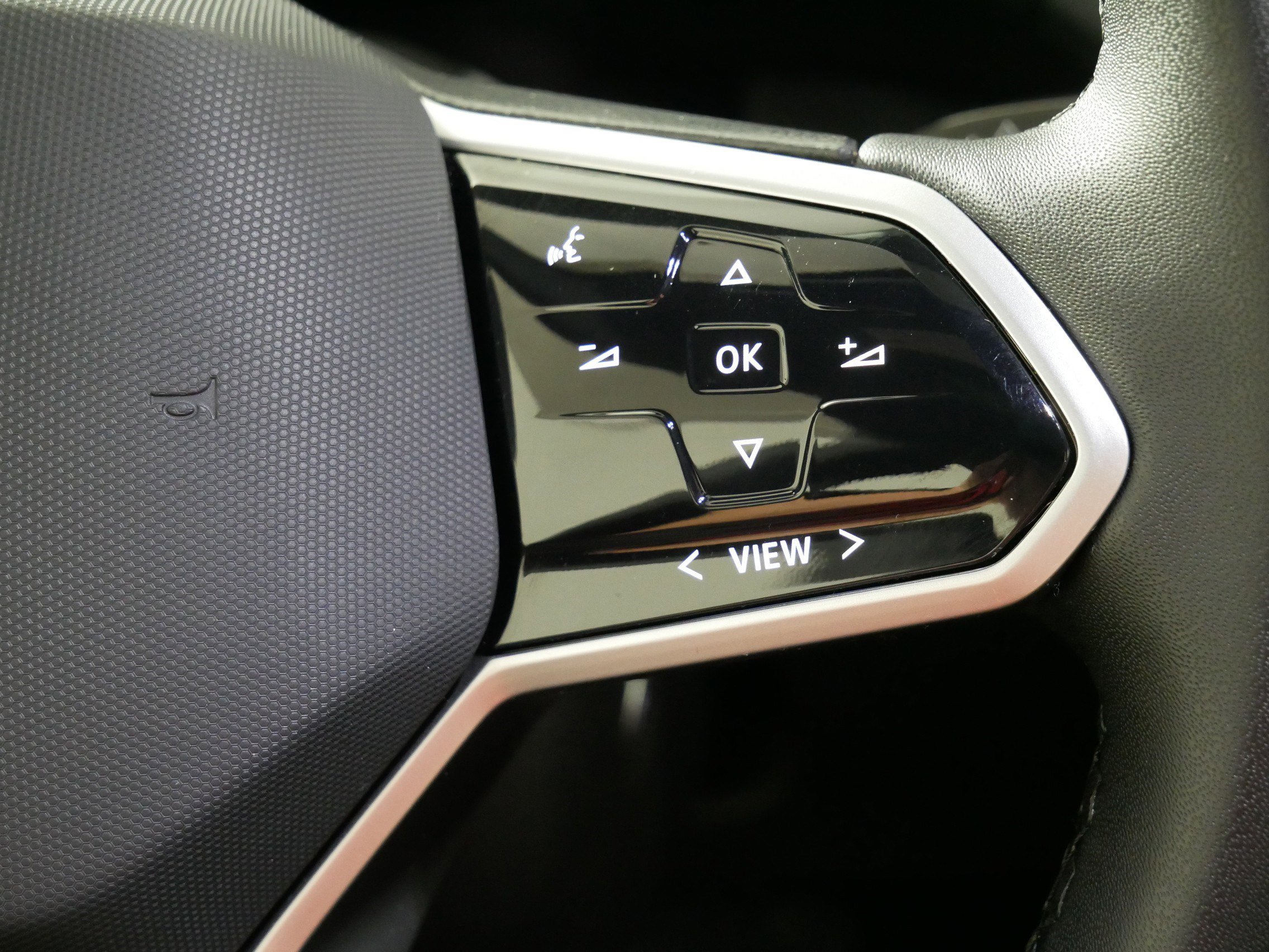 Used 2023 Volkswagen ID.4 Pro S image 28