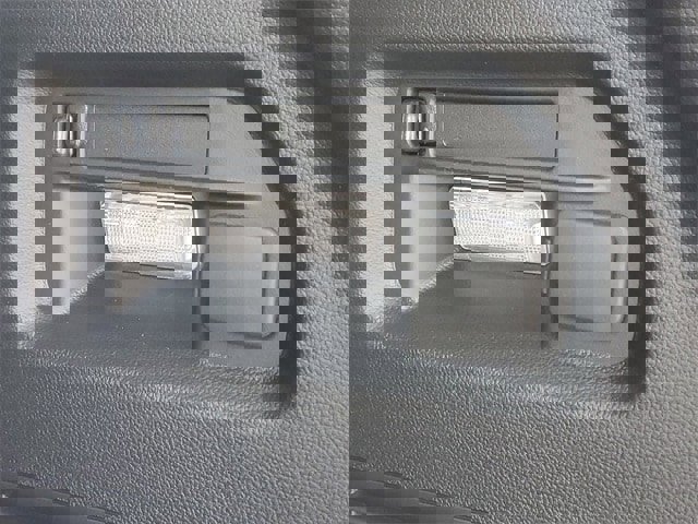 New 2025 Ford Explorer Active w/ Active Comfort Package image 9