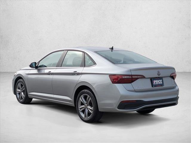 Used 2024 Volkswagen Jetta SE image 7