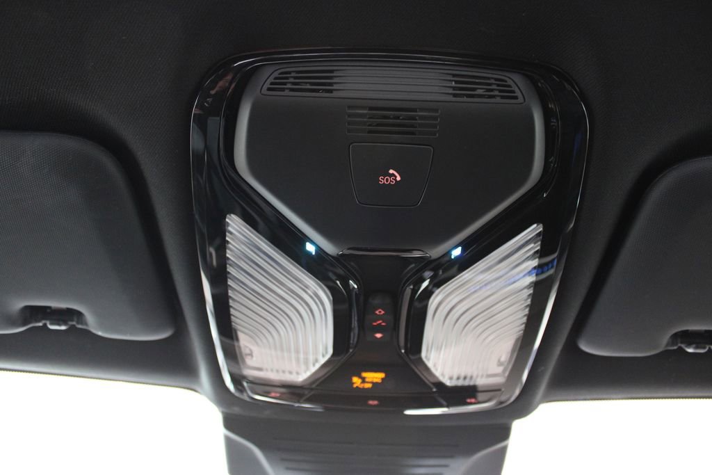 Used 2024 BMW X5 xDrive40i w/ Premium Package image 35