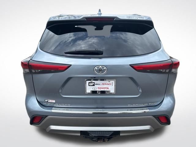 Used 2021 Toyota Highlander Platinum AWD/4WD image 4