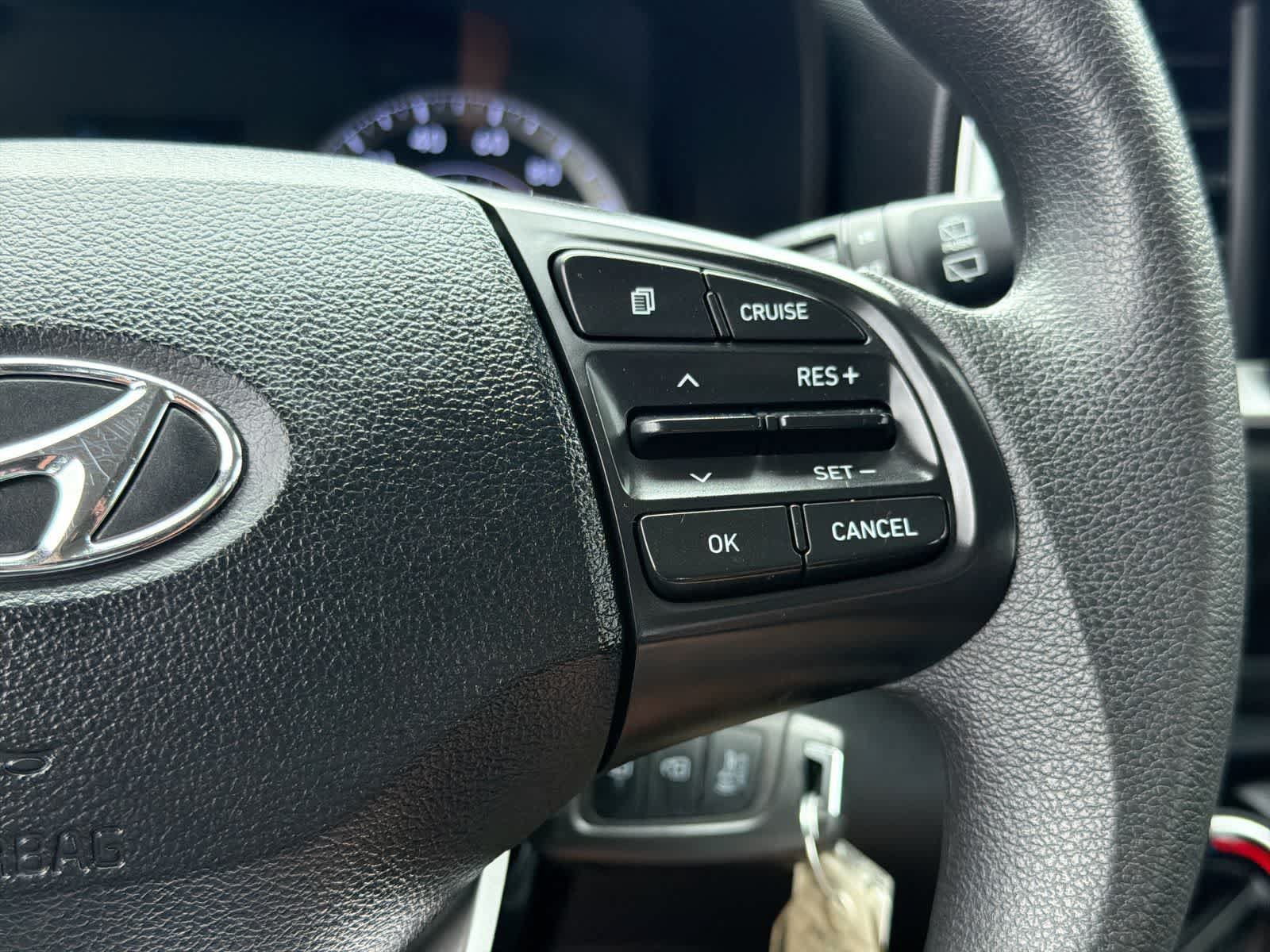 Used 2022 Hyundai Venue SE FWD image 25