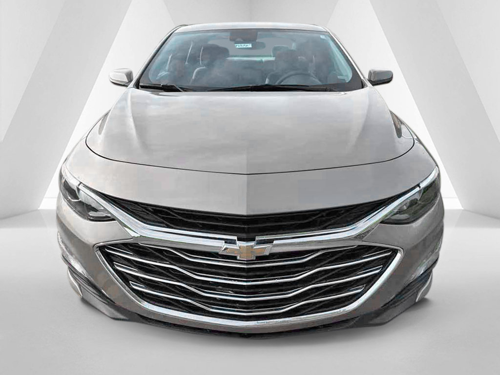 Used 2024 Chevrolet Malibu LT FWD image 2