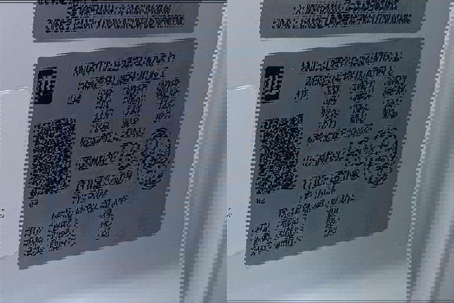 Used 2025 GMC Sierra 1500 AT4 w/ Technology Package image 21