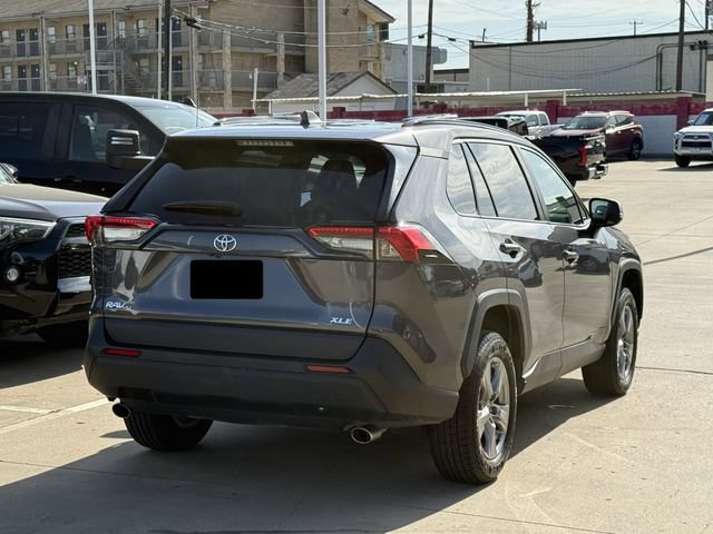Used 2024 Toyota RAV4 XLE FWD image 4