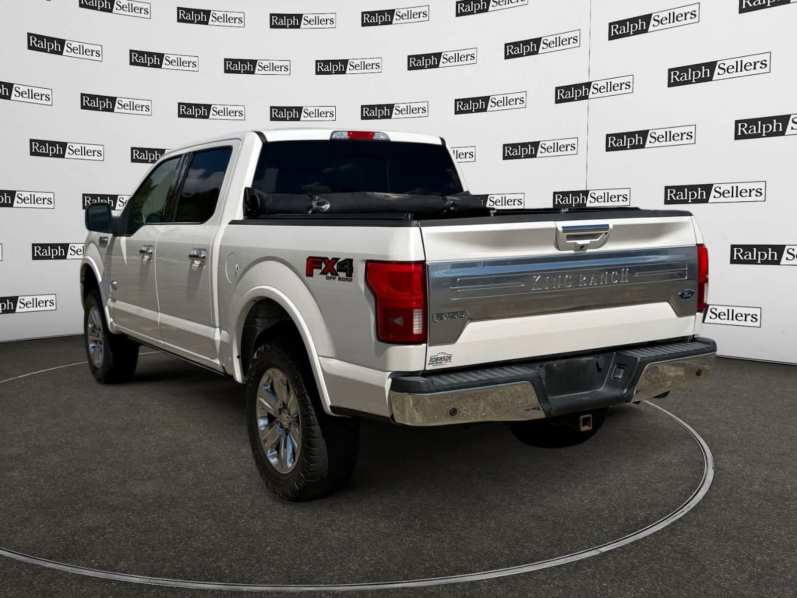 Used 2018 Ford F150 King Ranch w/ Equipment Group 601A Luxury AWD/4WD image 4