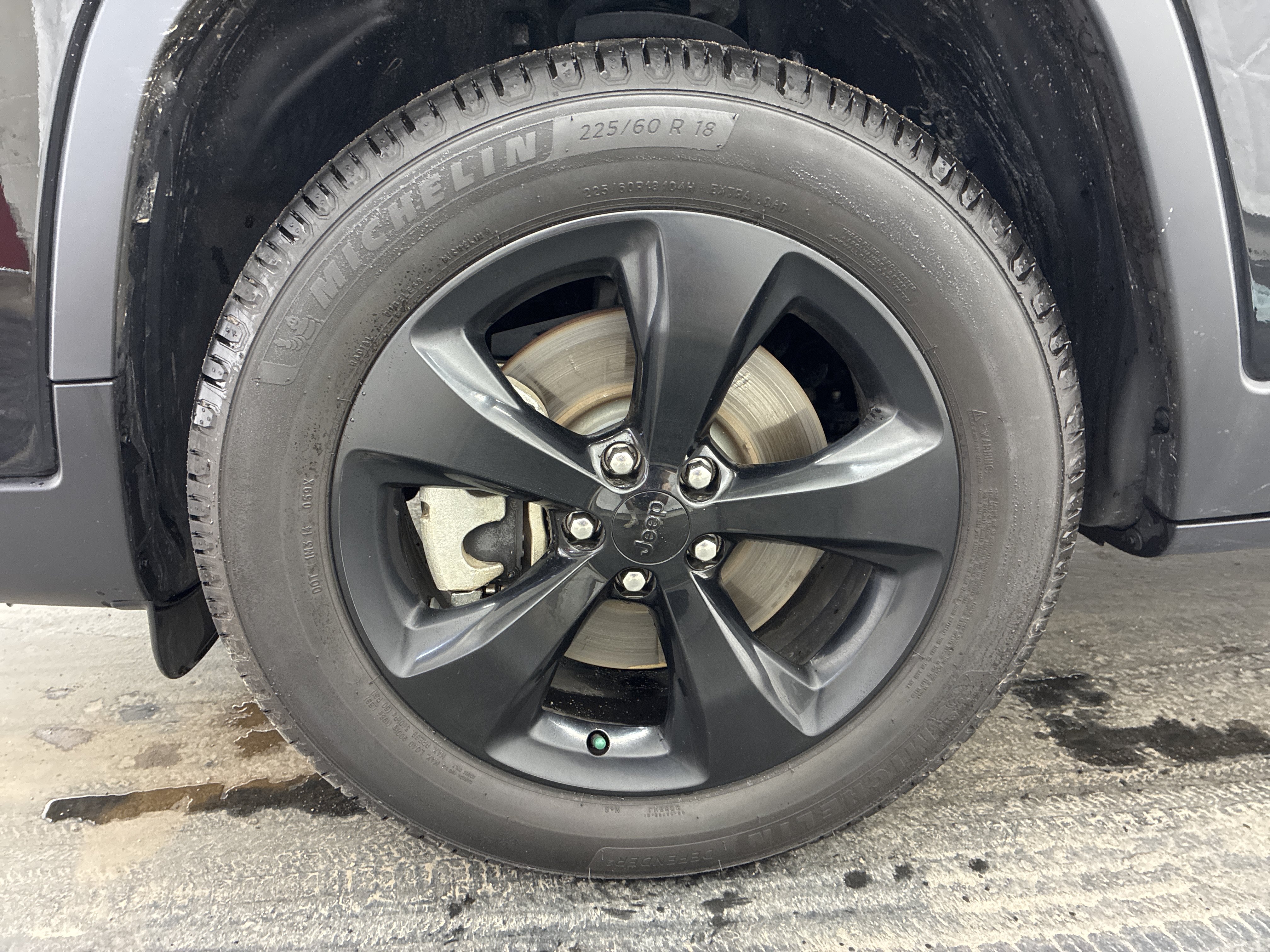 Certified 2023 Jeep Cherokee Altitude Lux w/ Lux Elite Package AWD/4WD image 25